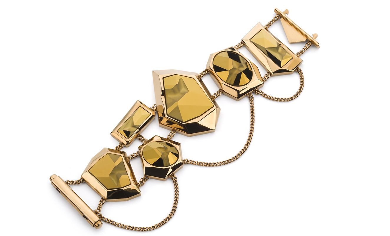 Jean-Paul Gaultier schuf für Atelier Swarovski die glamouröse
„Reverse“-Serie. 