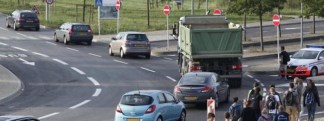 Die Zahl der Schüler, die in diesen Tagen wieder die Schulbank drücken, ist in den letzten Jahren leicht gestiegen.