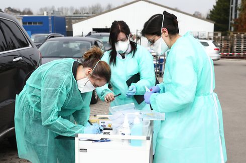 In der Corona-Krise wurden pensionierte Fachkräfte aus dem Gesundheitsbereich, Studenten und Freiwillige mobilisiert. Die Krise hat gezeigt, dass im Gesundheits- und Pflegewesen Personal fehlt, sagt der OGBL, und fordert tiefgreifende Reformen für die Zeit danach.