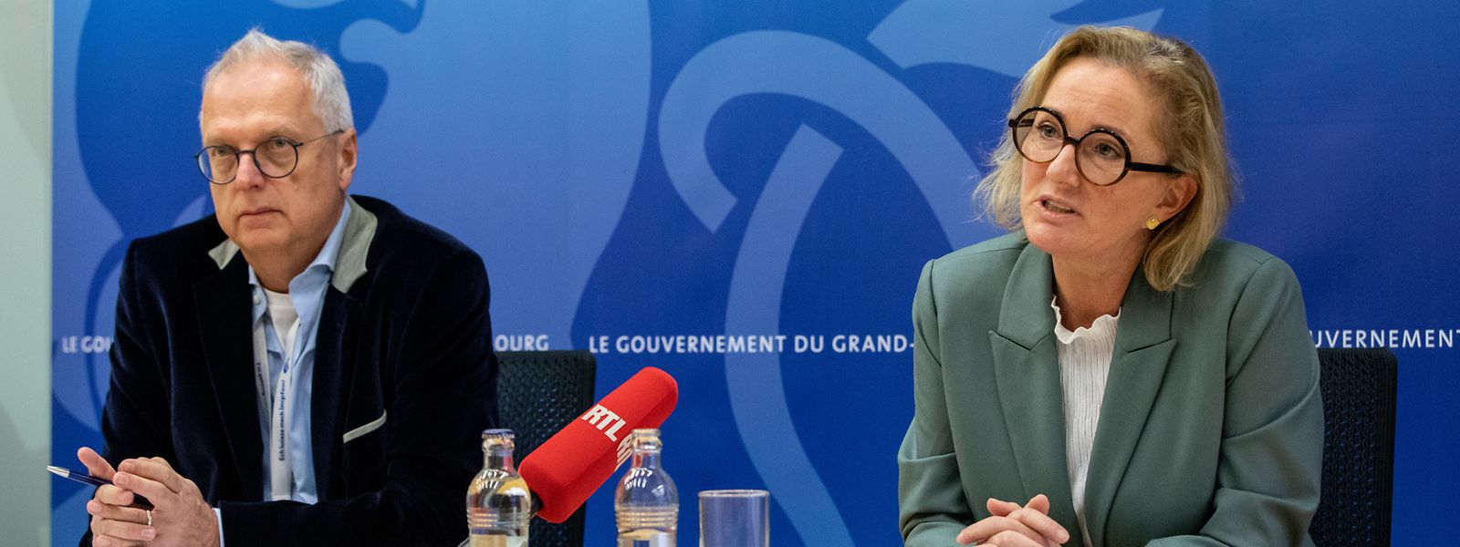 Gesundheitsministerin Paulette Lenert (LSAP) und Santé-Direktor Jean-Claude Schmit appellierten erneut an die Bevölkerung, sich impfen zu lassen.