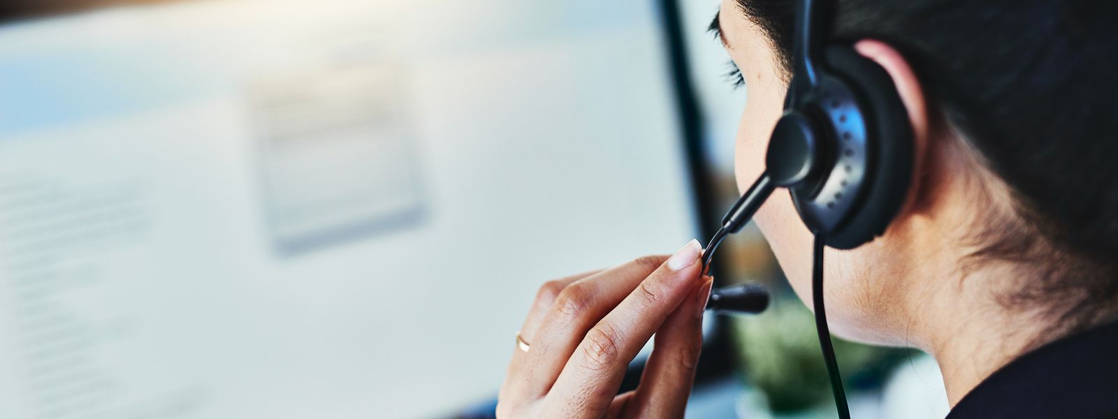 Au bout du fil, assistantes sociales, psychologues ou psychothérapeutes sont là pour entendre les maux qui usent le dirigeant mais aussi la personne elle-même.