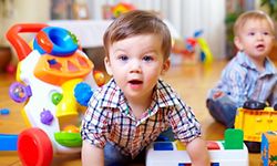 Kleinkinder erhalten im kommenden Schuljahr eine teilweise kostenlose mehrsprachige Frühförderung in den Kindertagesstätten. 