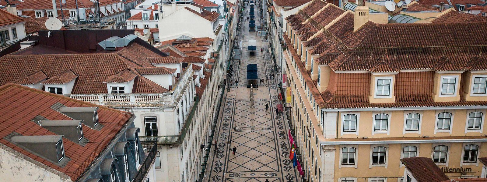 Rua Augusta, uma das artérias tradicionalmente mais movimentadas da capital portuguesa.