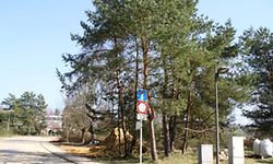 Das Gelände in Bridel gehört dem Staat. In einem Heim sollten 42 Flüchtlige untergebracht werden.