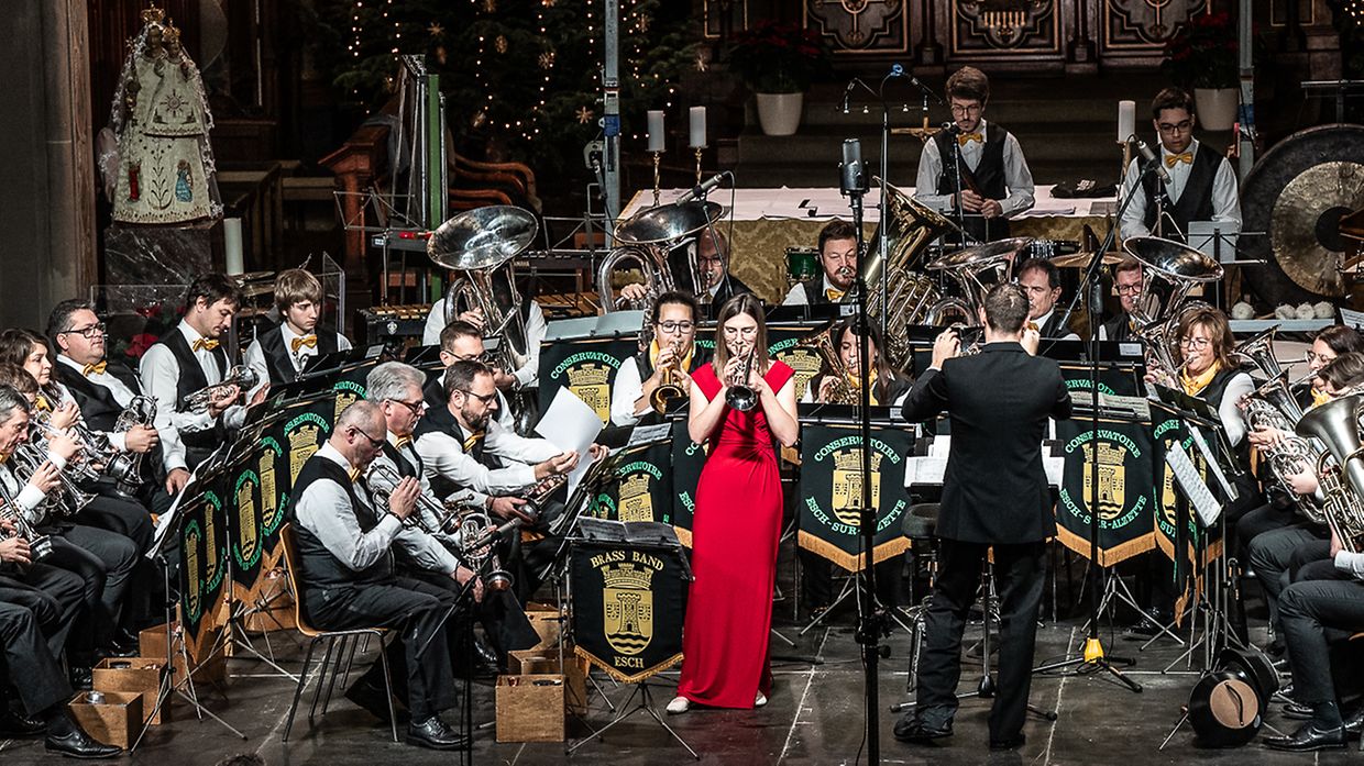 Brass Band du Conservatoire Esch Alzette ( Soliste: SELINA OTT ) trompette
