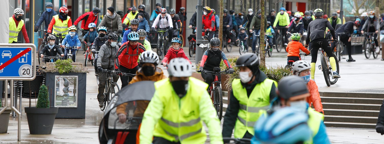 Die rund 150 Demonstranten wollten ein Zeichen für mehr sanfte Mobilität im öffentlichen Raum setzen.