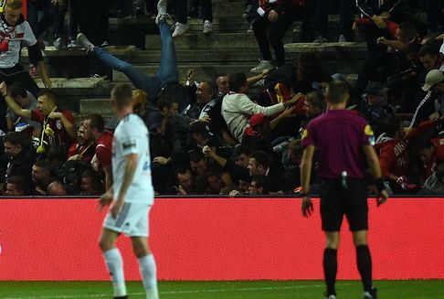 Ligue 1: Drame à Amiens: une barrière cède, quatre blessés graves
