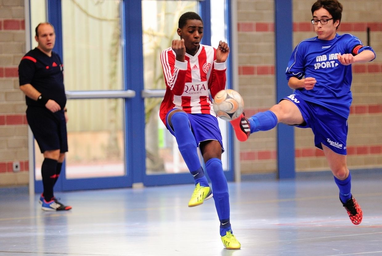 mywort - CS FOLA SCOLAIRES ERREICHEN 2.RUNDE IM LALUX-FUTSAL CUP 2015