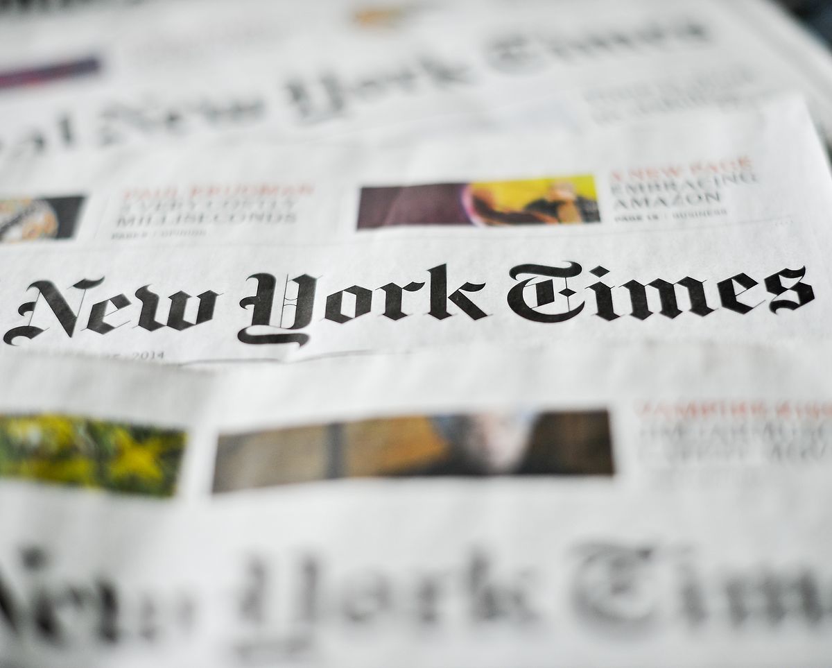In der Sonntagsausgabe der New York Times stehen die Namen von 1.000 Opfern der Corona-Pandemie in den USA.