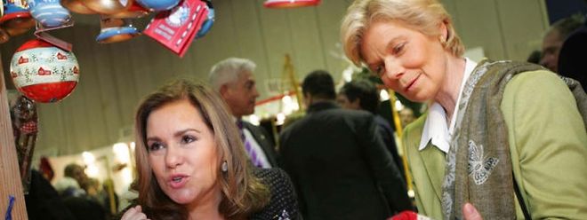 Werbung für den guten Zweck: Großherzogin Maria Theresa machte einen Rundgang über die Ausstellung.