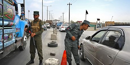 Taliban wollen Hauptstadt Kabul "friedlich" einnehmen - Vimarsana News