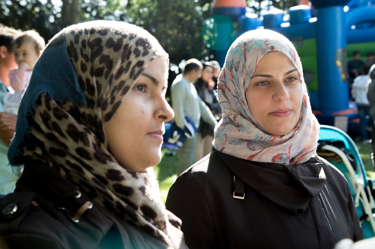Soumia et Hiba sont belles-soeurs et sont arrivées au Luxembourg il y a quelques semaines après un périple qui a duré plus de deux ans.