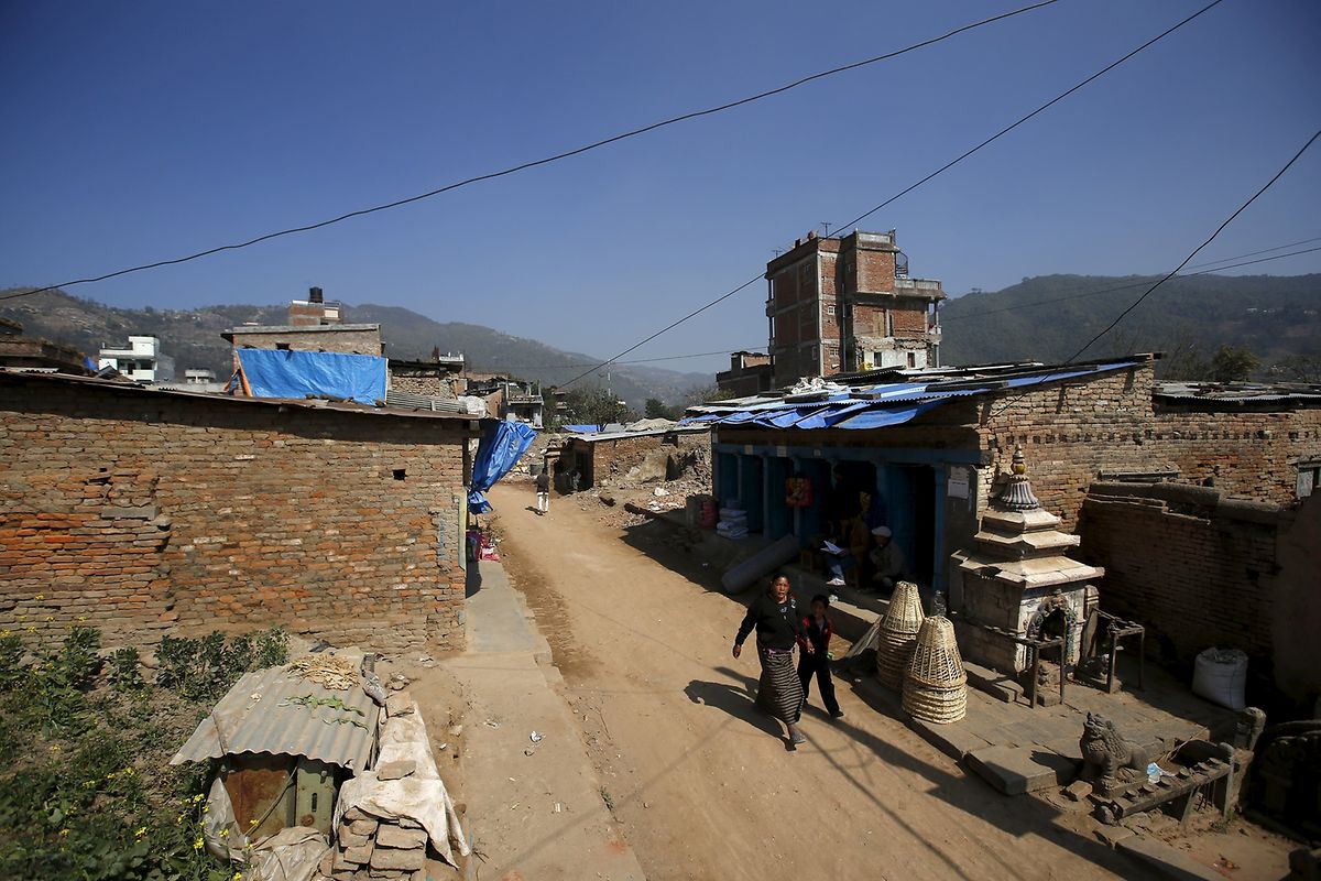 In Sankhu, am Stadtrand von Kathmandu, wurden die Spuren der Zerstörung beseitigt.