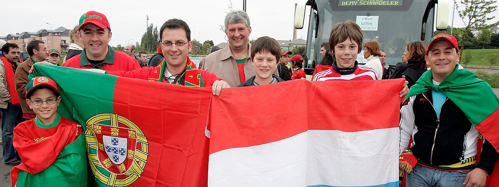Portugueses no Grão-Ducado, durante um jogo entre o Luxemburgo e Portugal.