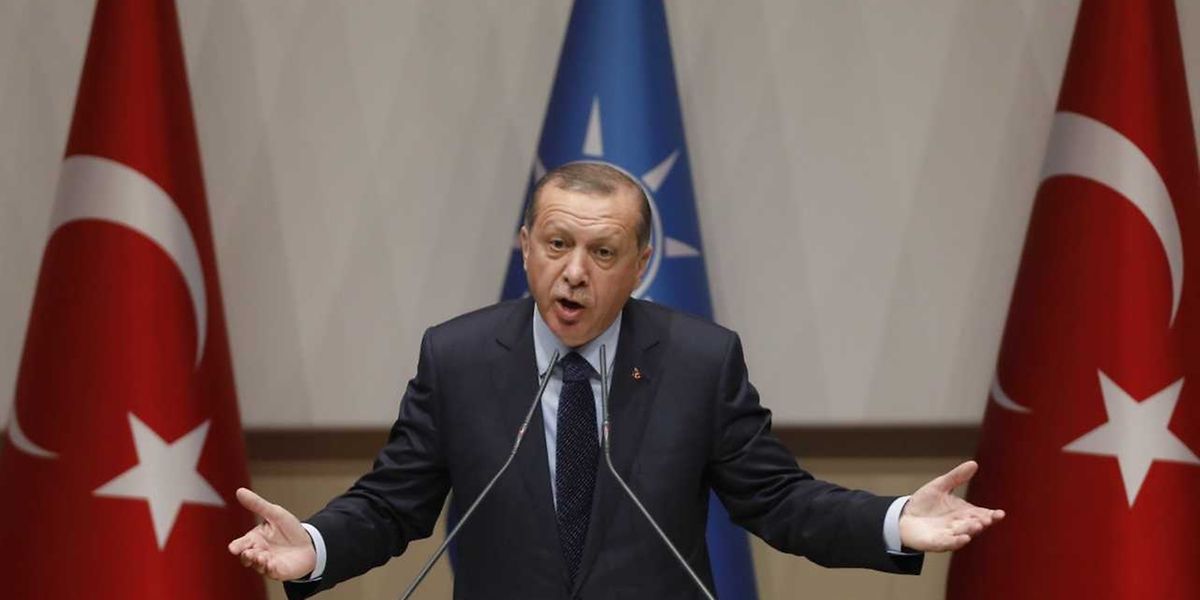 Erdogan hatte das Referendum zur Einführung eines Präsidialsystems am 16. April knapp gewonnen.