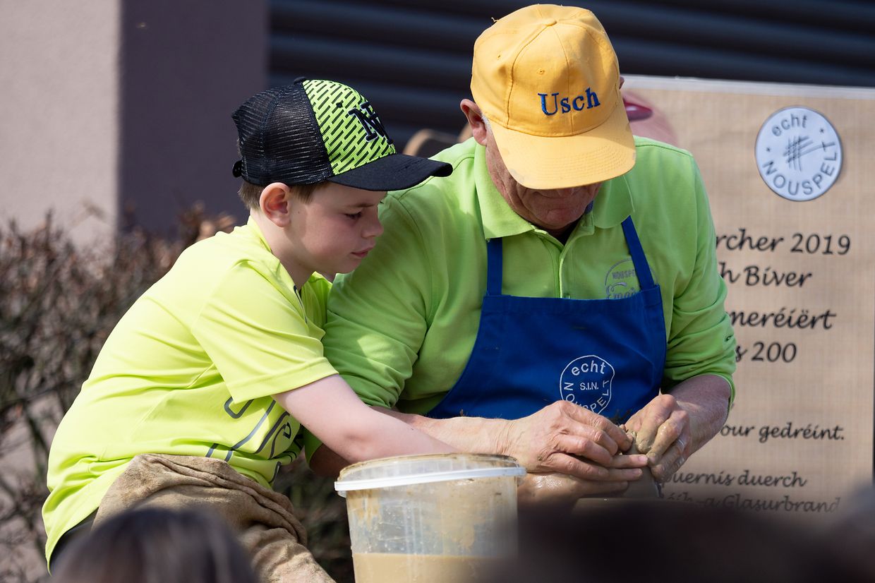 Hier lernen die Kleinsten schon ihre eigenen Péckvillercher zu machen.