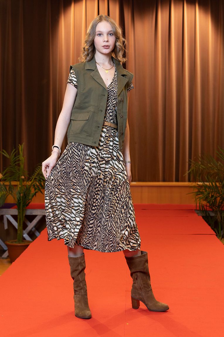 ELORA - The Only One - défilé de mode - collection prêt à porter printemps 2023 - Sanem - Kulturschapp Ehlerange - 25/02/2023 - photo: claude piscitelli