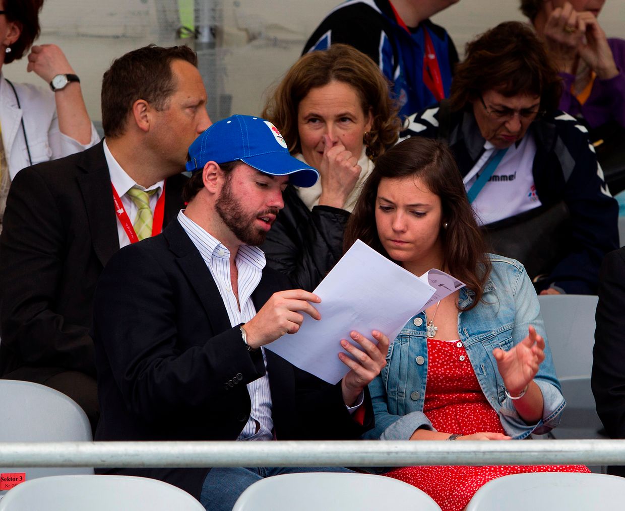 2011: Alexandra und Bruder Guillaume als Zuschauer bei den Spielen der kleinen Länder.