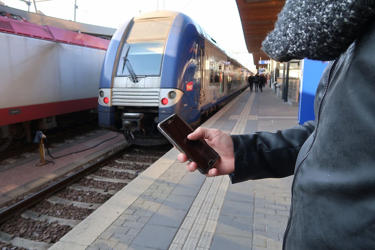 Les frontaliers sont nombreux à utiliser les réseaux sociaux pour s'informer du trafic ferroviaire.