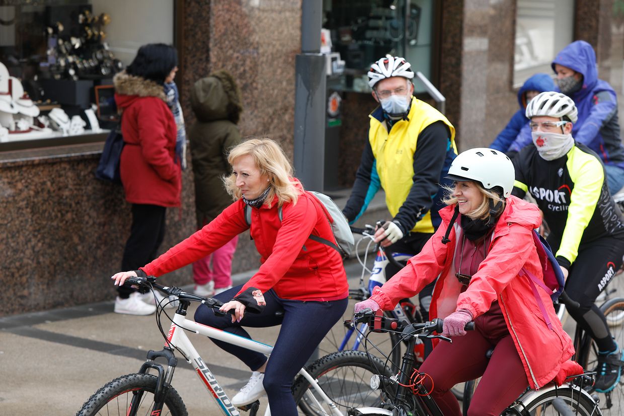 Die Fahrradfahrer demonstrierten am Samstag in Düdelingen für mehr sanfte Mobilität im öffentlichen Raum.