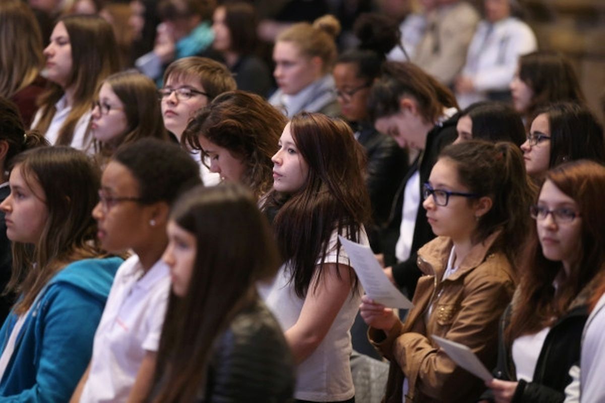 Messe pour l'école des Soeurs de la doctrine chrétienne de Sainte-Anne d'Ettelbruck.