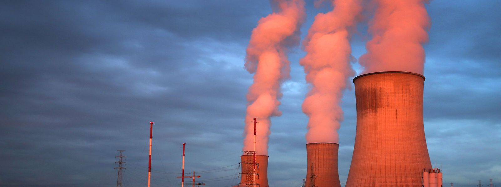 Trotz Forderungen nach einem Aus für das AKW Tihange will Belgien nicht auf die umstrittenen Reaktoren verzichten. 