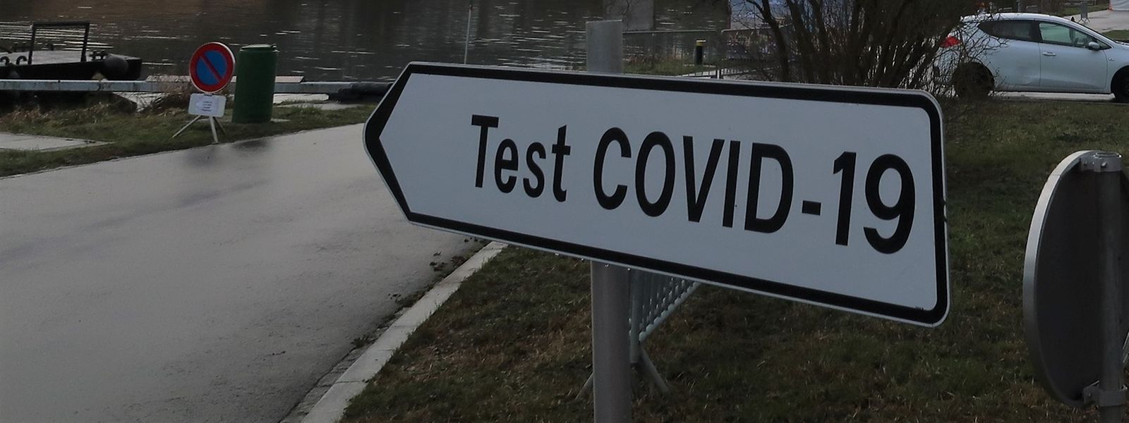 Seit wenigen Tagen ist das Testen auf Covid ebenfalls im neuen Zentrum auf dem ehemaligen Large-Scale-Testing-Parkplatz zwischen Grevenmacher und Machtum möglich. 