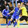 André Rocha (en jaune, AS Sparta Dudelange) stoppe Abilio Costa de l'US Esch. Les Dudelangeois auront le dernier mot.