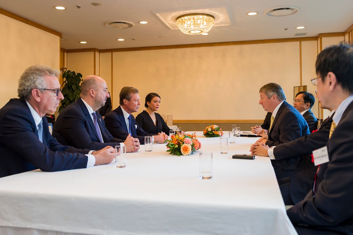 Gespräche unter sechzehn Augen.