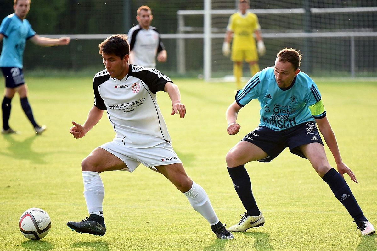 Äischdall (D1) - Merl (D2) 2-5. Samuel da Silva (Äischdall) et Carlos Perez, (Red Star).