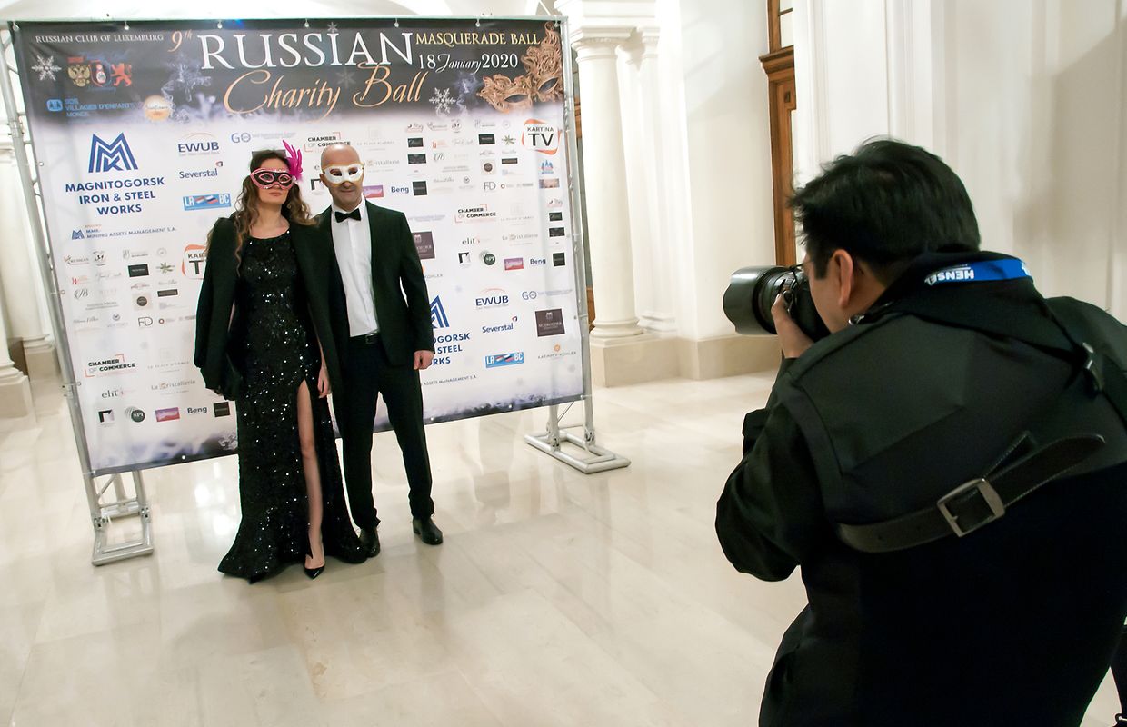 Star-Fotograf Albert Nguon, hielt die Besucher des Charity Balls im Bild fest. 