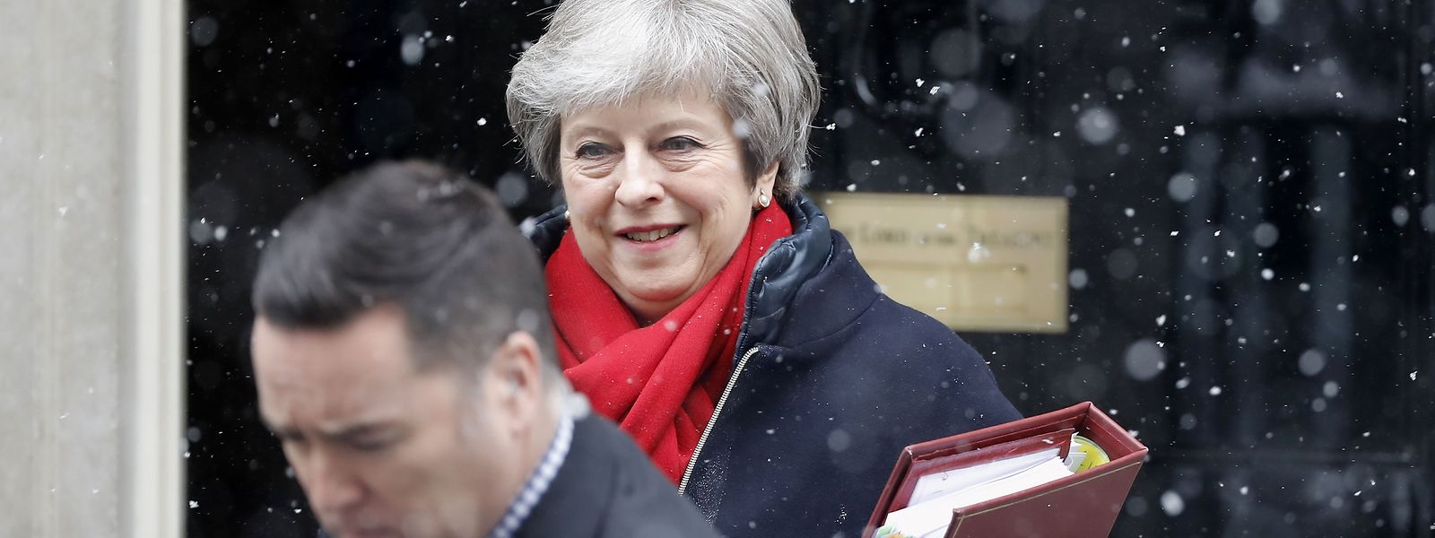 Theresa May auf dem Weg ins Parlament.