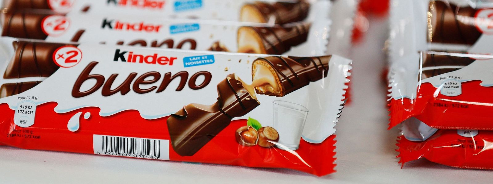 Le groupe italien Ferrero a étendu mercredi au Royaume-Uni et en Irlande son rappel «volontaire» de chocolats Kinder.