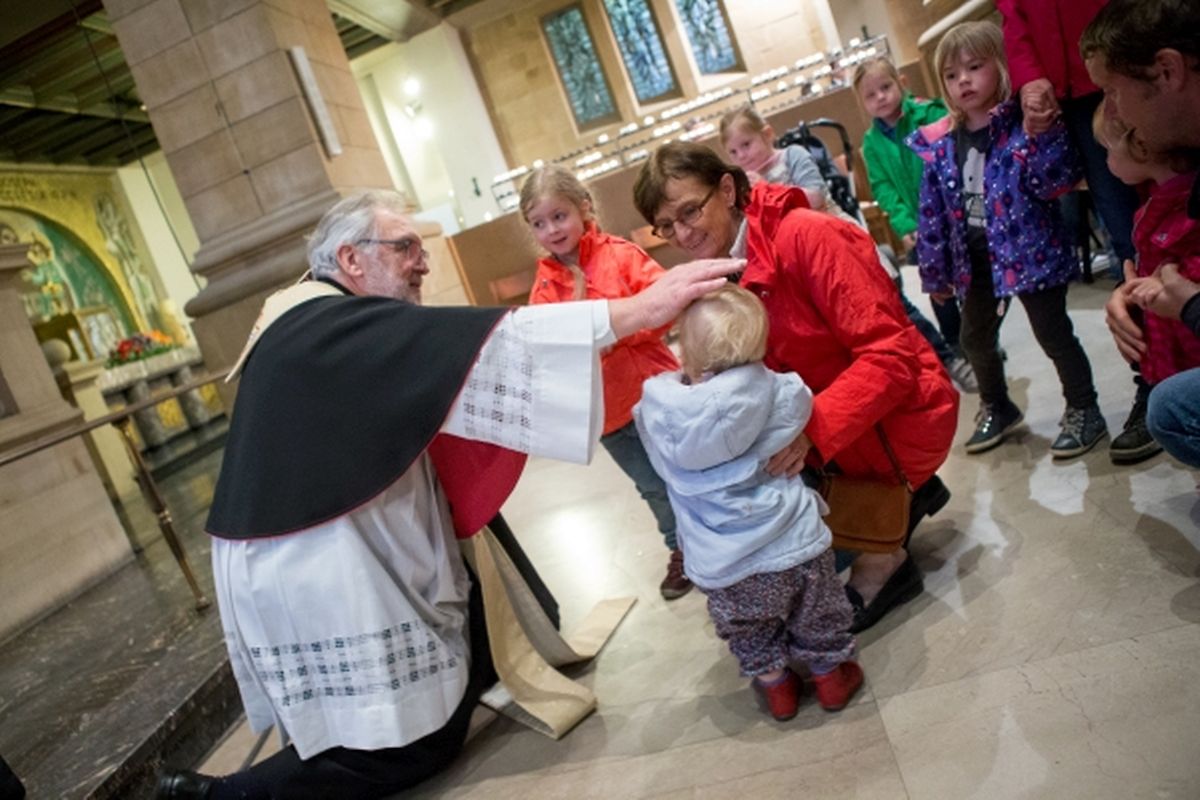Andacht mit Segnung der Kleinkinder und der werdenden Muetter 