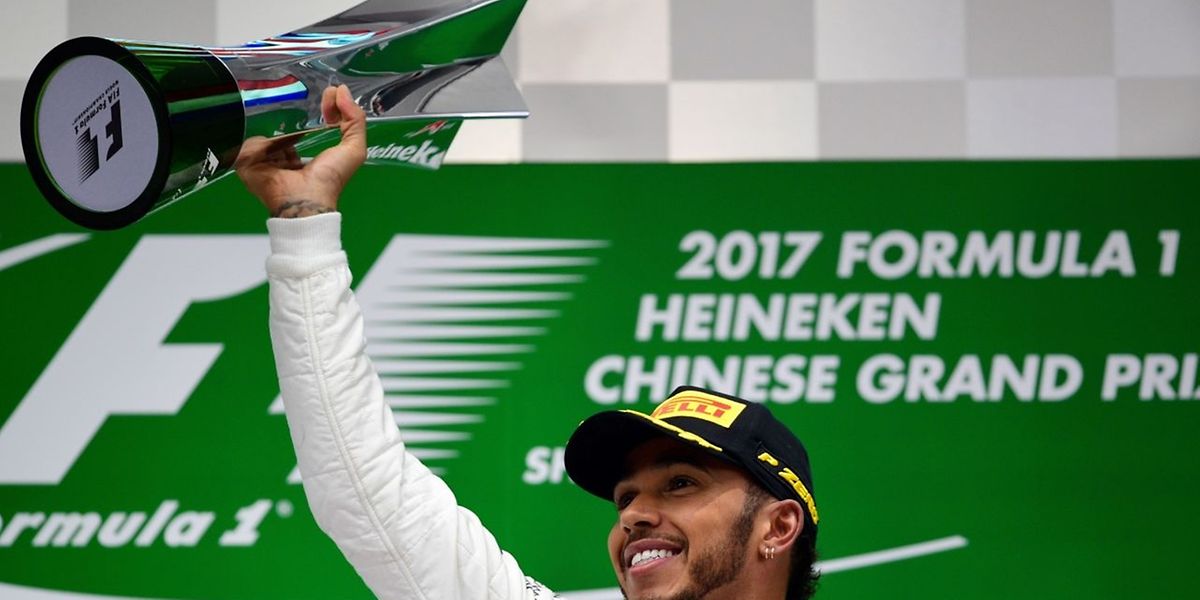 Lewis Hamilton venceu na China
