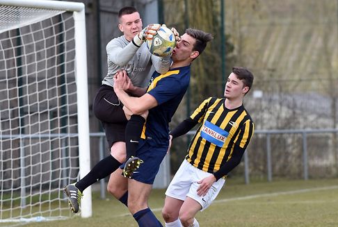 Football / Division 1: Boulevard pour l'Union M/W, Vianden et Echternach décollent