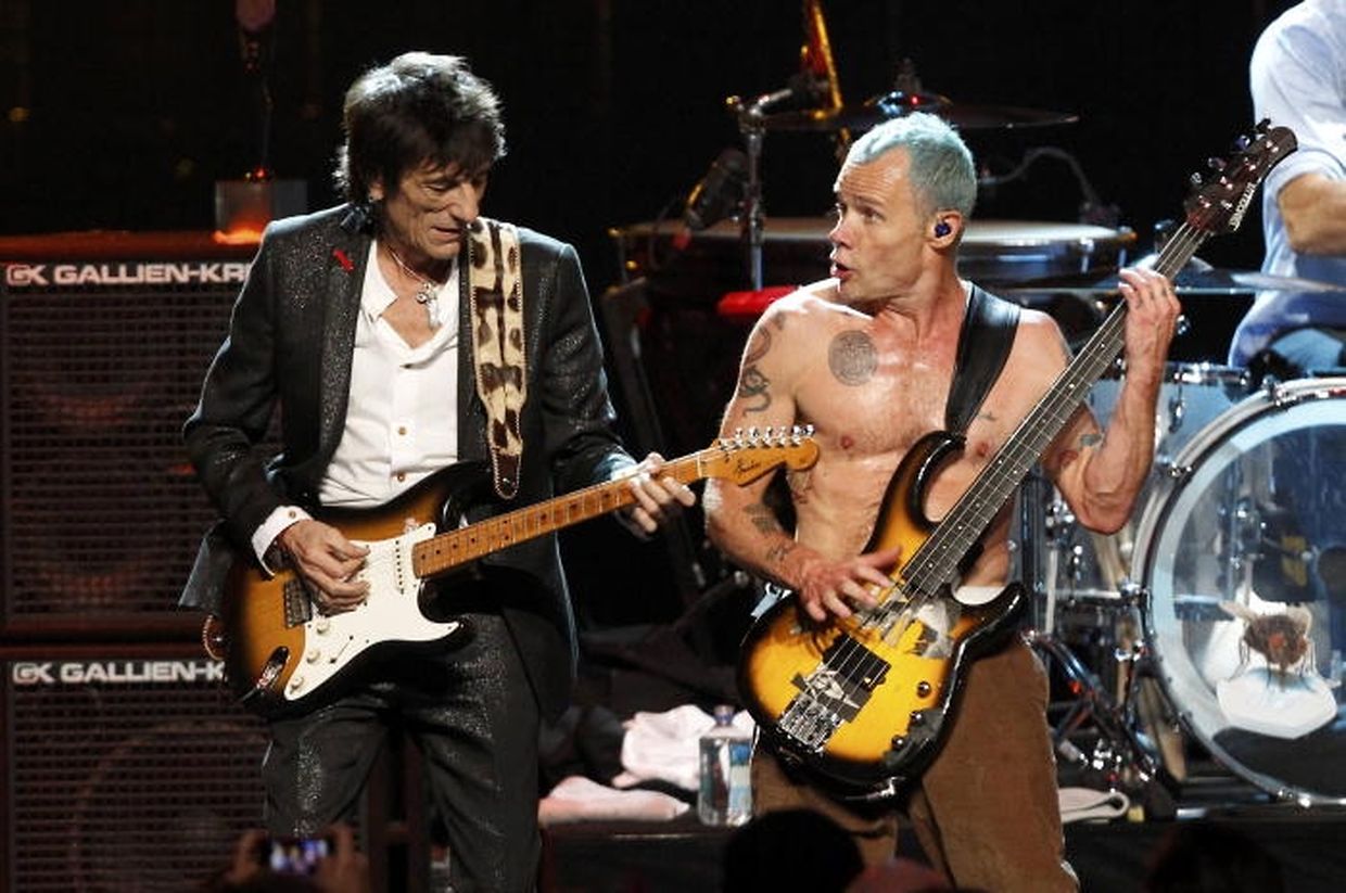 Os Red Hot Chili Peppers atuam no festival Super Bock Super Rock, no parque das Nações, a 13 de julho. 