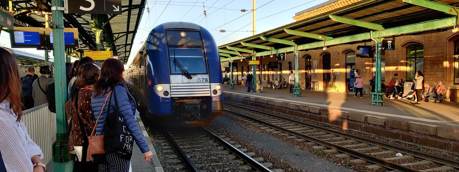 Un TER de la ligne Metz-Luxembourg en gare de Thionville. 