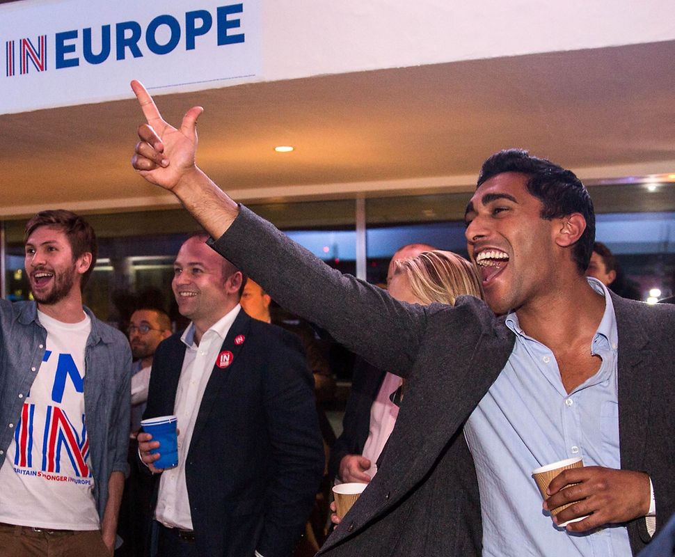 Zunächst sah es aus, als würden die Briten sich gegen einen Austritt entscheiden. 