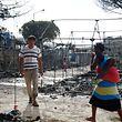 Tausende Flüchtlinge mussten vor den Flammen fliehen, die das Lager zerstörten.