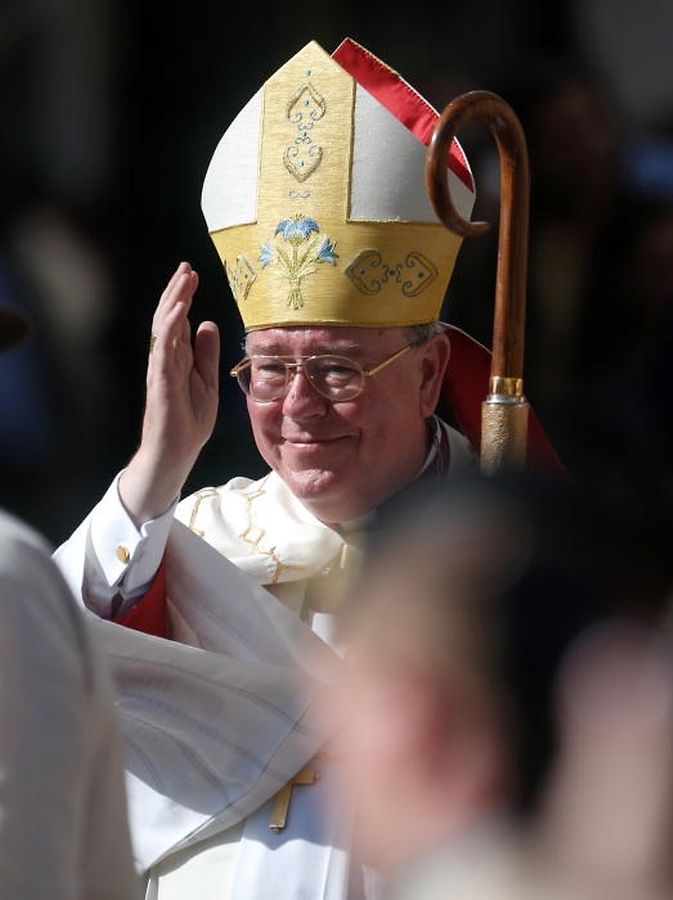 Oktav, Octave, Oktave - Schlusspr�ssessioun, Schlussprozession 2015,  Jean Claude Hollerich, Luxembourg, le 10 Mai 2015. Photo: Chris Karaba