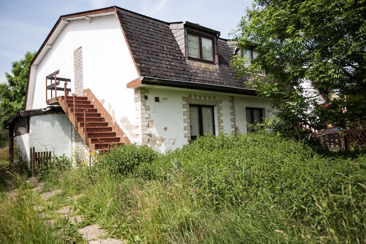 Eindrücke der verwahrlosten Cité Syrdall