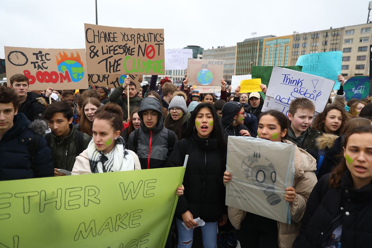 7.500 jeunes selon la police (deux fois plus selon les organisateurs) avaient participé le vendredi 15 mars à première Marche pour le climat. 