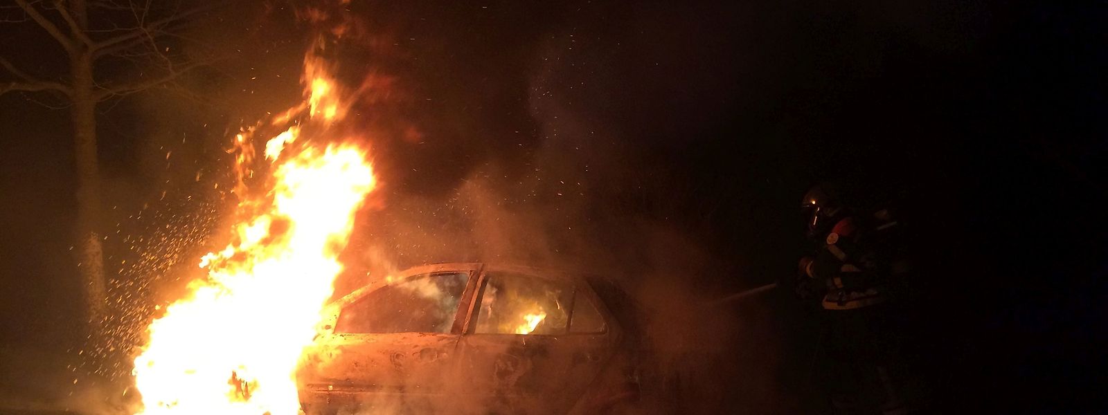 Der Wagen stand in Höhe der Abzweigung in Richtung Zoufftgen.
