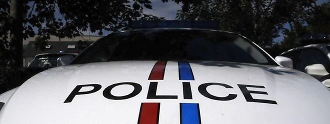 In der Nacht zu Donnerstag haben Polizeibeamte in der Route de Thionville drei Personen untersucht, die dabei waren sich Heroin zu spritzen.