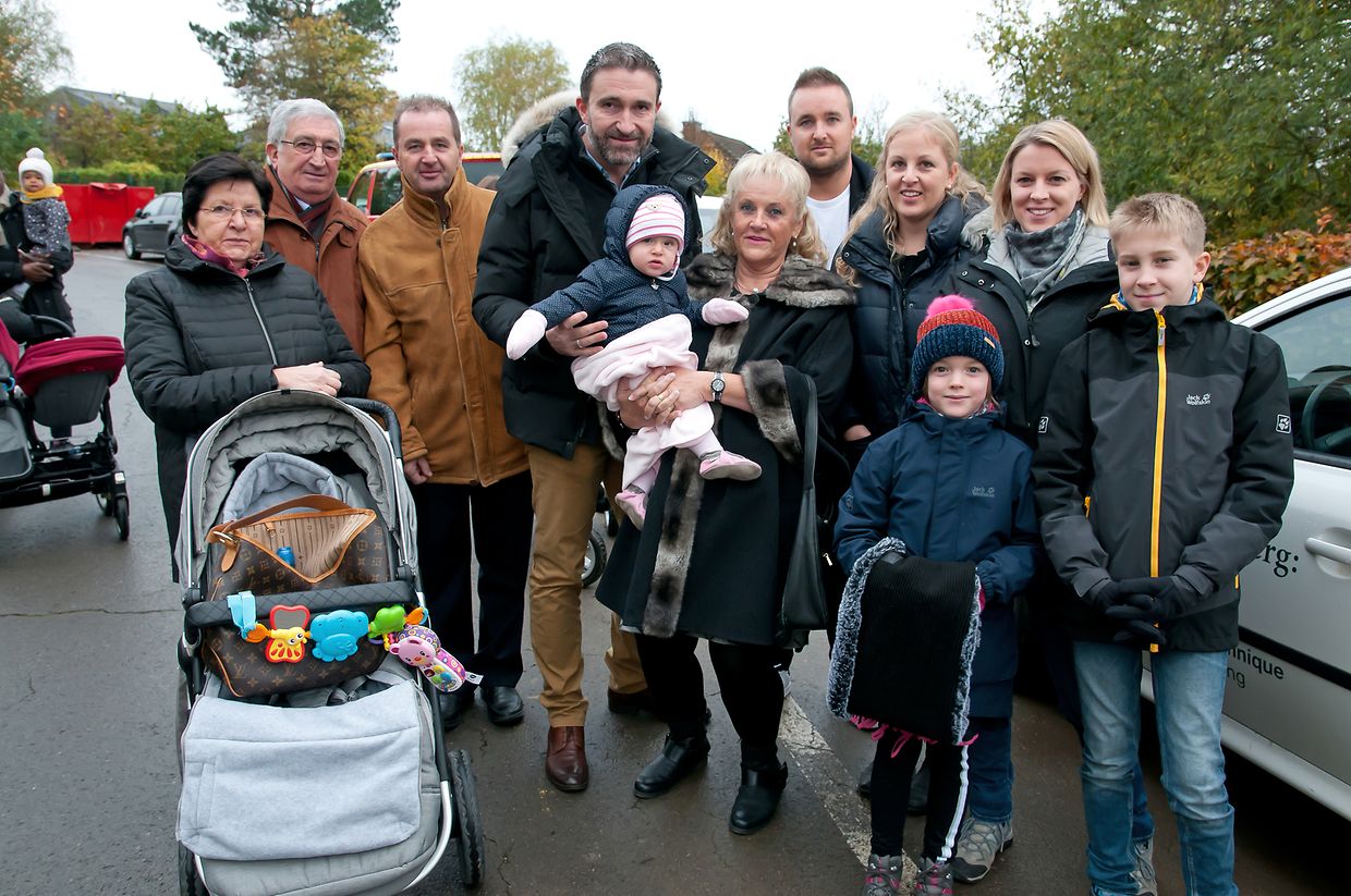 Nationaler Tag des Baumes in der Gemeinde Bettemburg: Einweihung des "Kannerbongert" in Noertzingen sowie das Pflanzen von Bäumen für die Neugeborenen der Gemeinde Bettemburg. (Foto: Alain Piron)