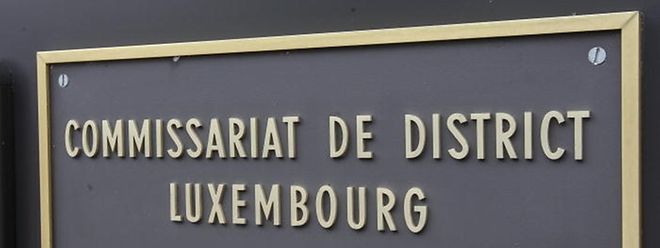 Das Parlament hat einstimmig die Abschaffung der Distrikte zum 3. Oktober dieses Jahres beschlossen. 