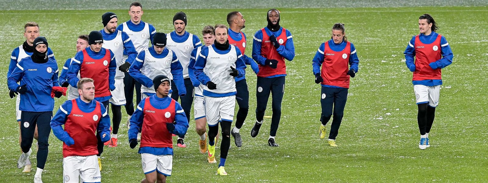 Die Fußball-Nationalmannschaft bereitet sich in Dublin auf das erste WM-Qualifikationsspiel vor.