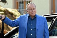 In der Jubiläums-Staffel muss Bürgermeister Wöller (Fritz Wepper) um sein Amt bangen. Seine Parteifreunde wolle ihn ausbooten.
