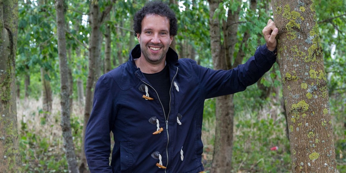 Wer viel lacht, bekommt auch öfter mal ein Lachen zurück, sagt Paul Galles. Manchmal ist aber auch ihm nicht zum Lachen zumute: „Wenn ich mich alleine fühle“, sagt er. „Und wenn Bayern verliert!“